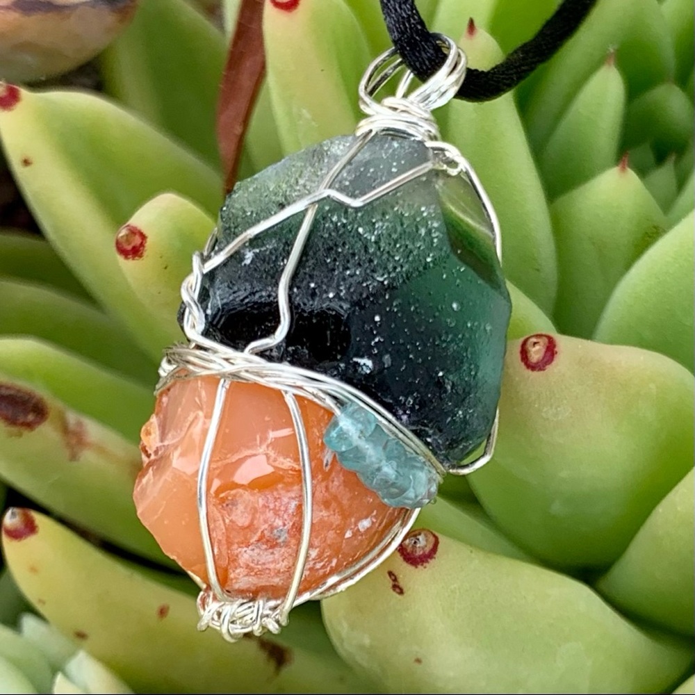 Forest Fluorite, Fire Opal & Apatite Bead Necklace - Picture 10 of 14